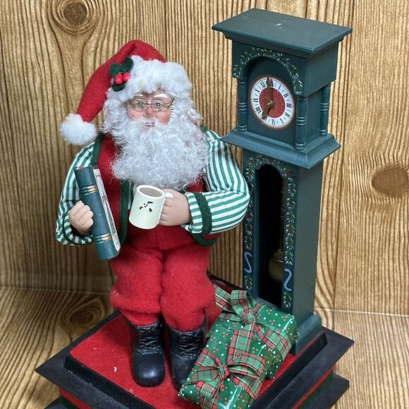 Vintage Santa & Grandfather Clock Musical Holiday Scene Holiday Creations 1993 - Picture 7 of 16